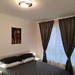 Oscar House Апартаменты *