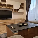 Oscar House * Braszów