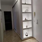 Oscar House Апартаменты