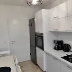 Apartment Oscar House *