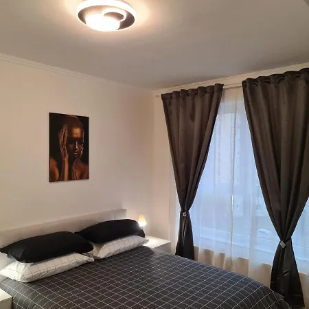 Oscar House Apartment *