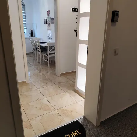 Oscar House