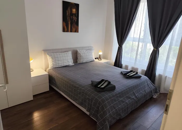 Apartment Oscar House